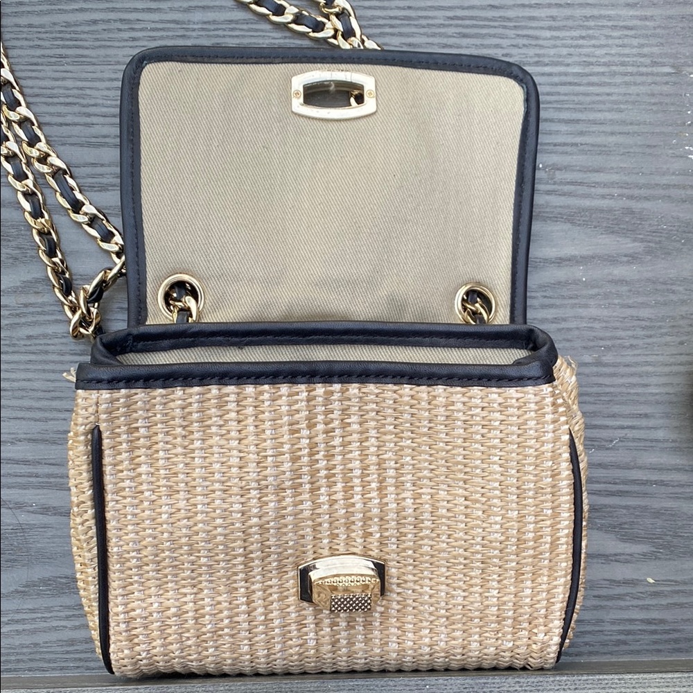 Crossbody Bag - Picture 3 of 9